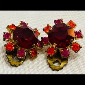 Vintage Gold-Tone Red Crystal Floral Clip-On Earrings